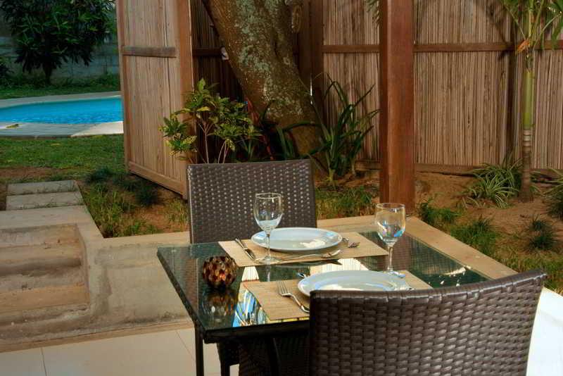 Gardens Retreat Villa Pereybere Beach Exterior photo
